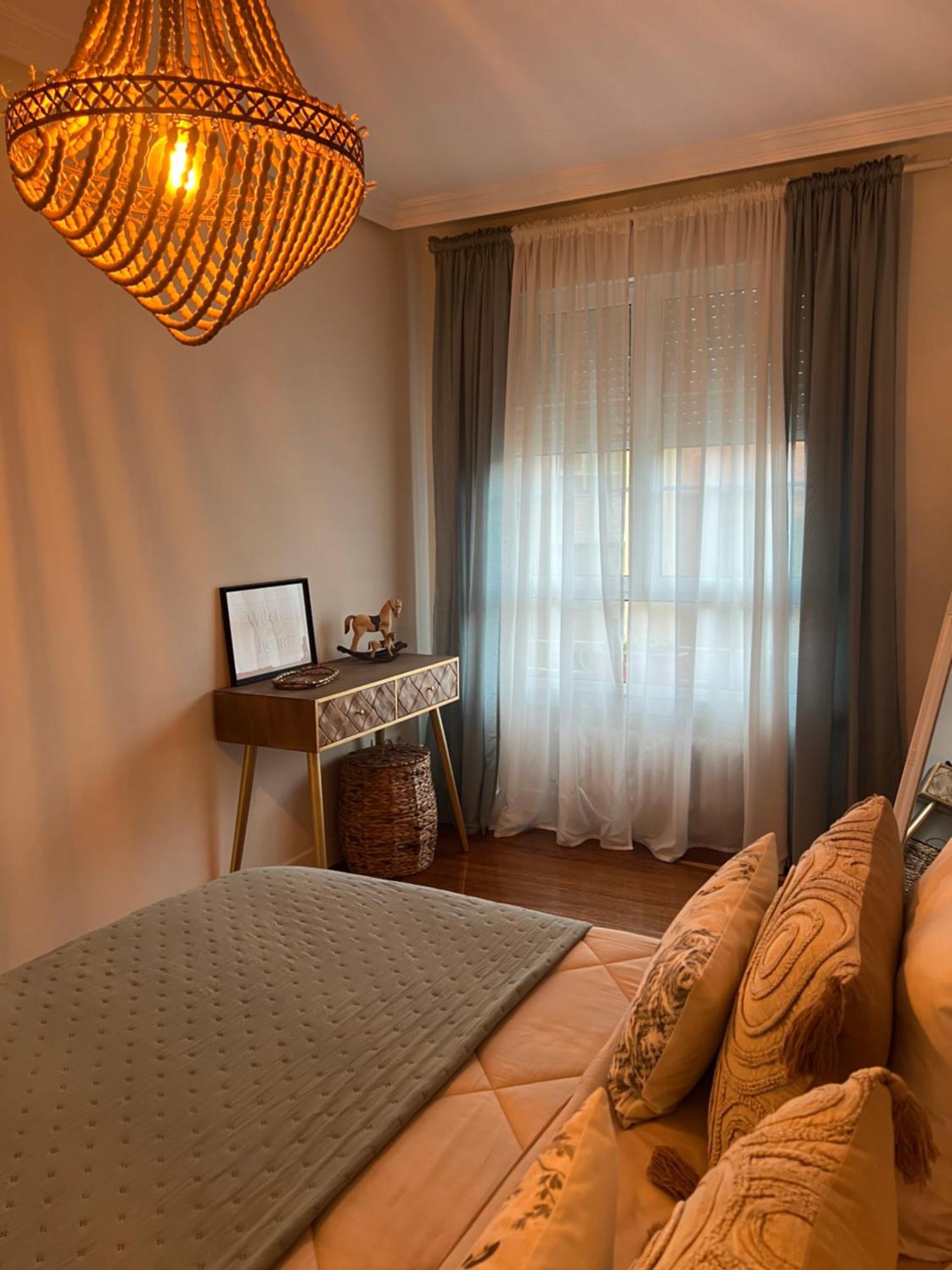 Oviedo Centro- Parking Gratuito Apartment Bagian luar foto